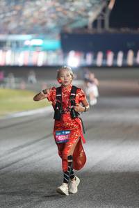 BIB: 45050
                            <button type="button" onclick="openModal(19602252)" class="btn btn-primary btn-sm float-right btn-popup" data-toggle="modal" data-target=".modal-high-quality">
                        <i class="fas fa-shopping-cart"></i> Add to Cart
                    </button>
                                            <button type="button" onclick="isThisMe(19602252, true)" class="btn btn-success btn-sm float-right btn-popup btn-isme hidden" data-toggle="tooltip" data-placement="bottom" title="นี่คือรูปของคุณใช่ไหม คลิกที่นี่เพื่อเอาเข้าอัลบั้ม">
                        <i class="fas fa-plus"></i> Add to album
                    </button>
                    <button type="button" onclick="isThisMe(19602252, false)" class="btn btn-warning btn-sm float-right btn-popup btn-isnotme hidden">
                        <i class="fas fa-ban"></i> Remove from album
                    </button>